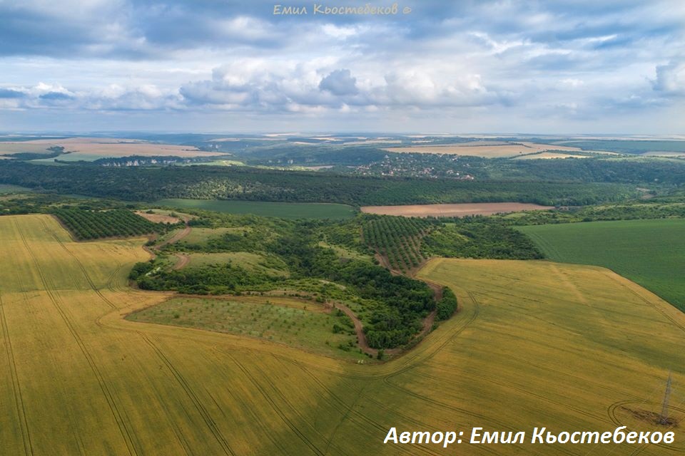 Красен